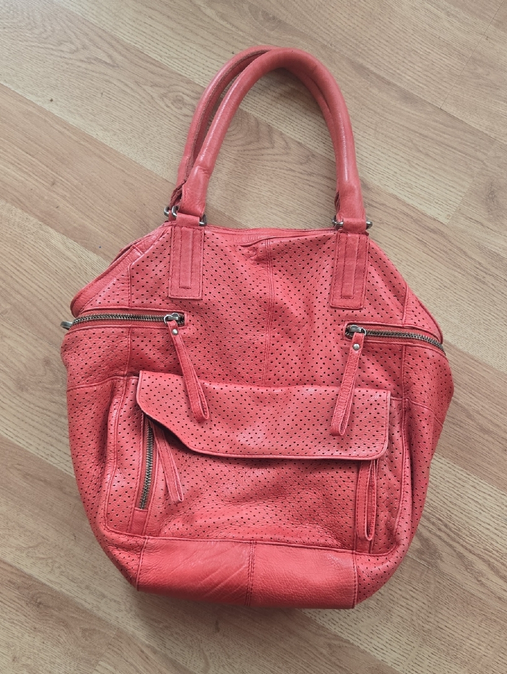 🧁Anthropologie Coral Leather Bag